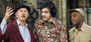 Prinze (center) with Albertson and co-star Scatman Crothers. (Screenshot: Chico And The Man)